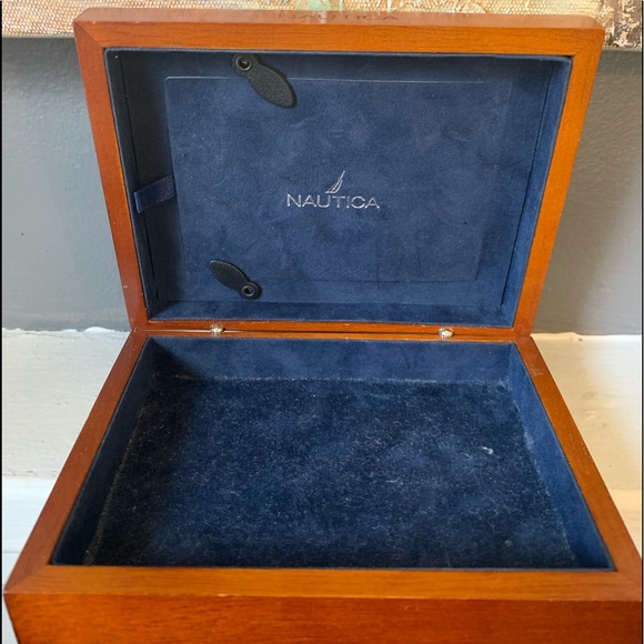Nautica wooden box card holder - Picture 6 of 6